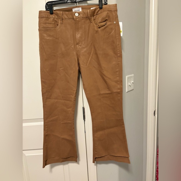 Frame Le Crop Mini Mid Rise Bootcut Jeans in Latte NWT 34 - Picture 7 of 12